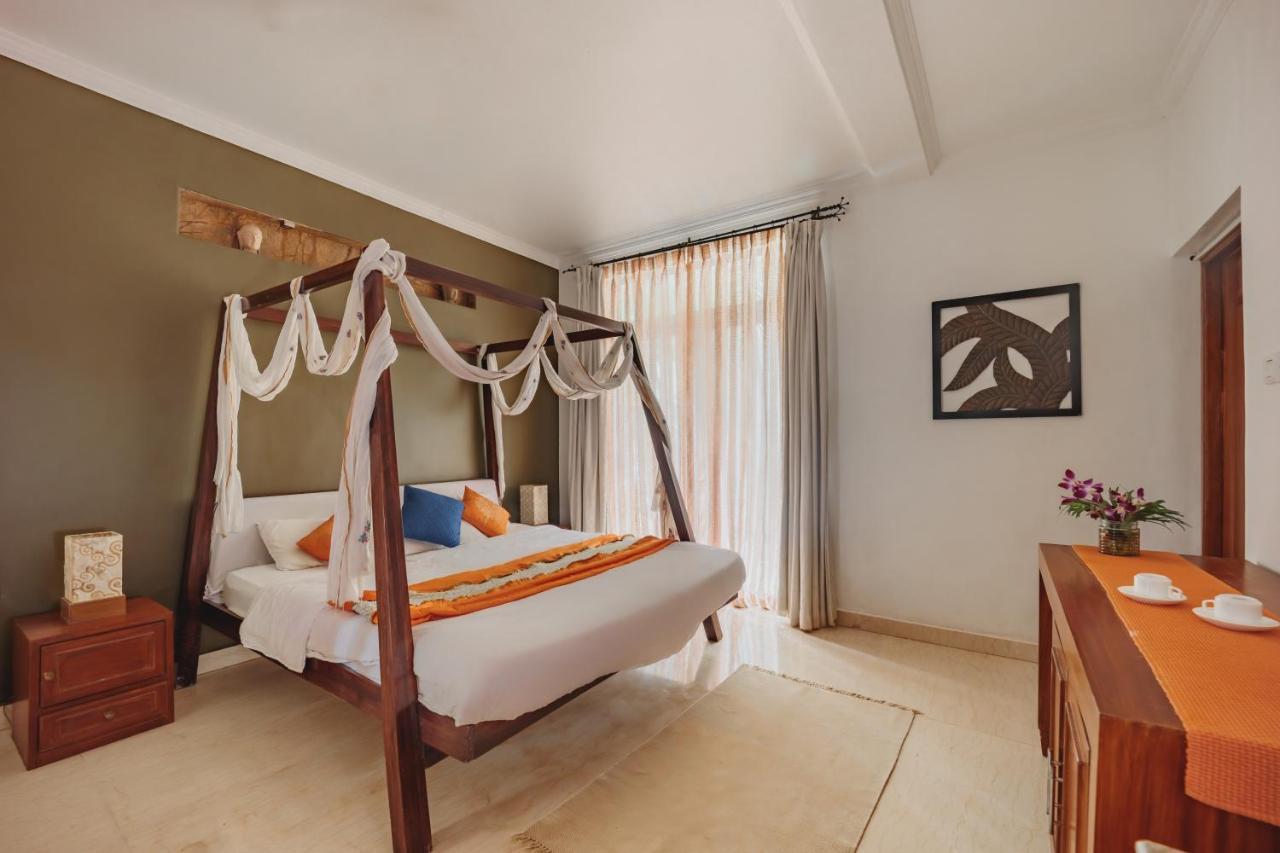 Ocean Suite Goa Dona Paula Zewnętrze zdjęcie